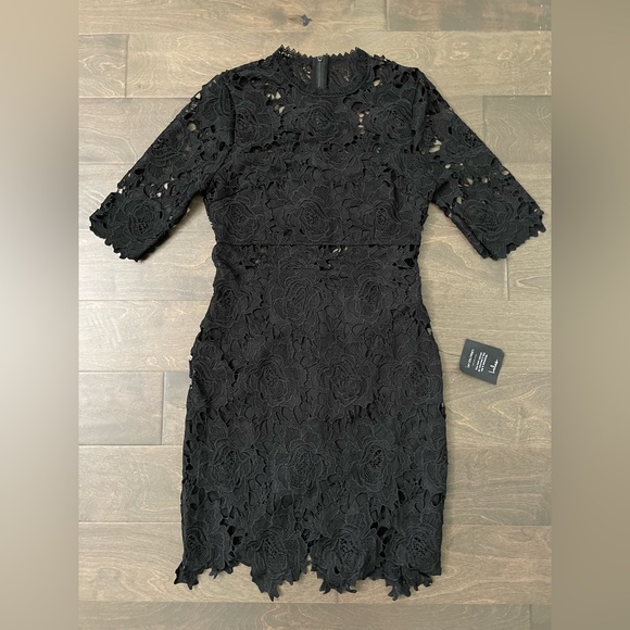 Lulus Dresses & Skirts - Lulus A Fine Romance Black Lace Sheath Dress- size medium